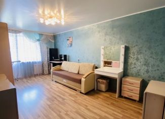 Продаю 2-ком. квартиру, 43.8 м2, Салават, улица Ленина, 46А