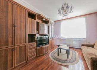 Продажа 2-комнатной квартиры, 55 м2, Москва, улица Павла Андреева, 4, улица Павла Андреева