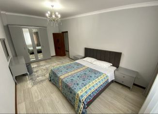 Сдам 3-комнатную квартиру, 90 м2, Дагестан, улица Батырая, 6Б