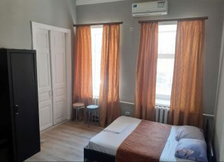 Сдаю в аренду дом, 75 м2, Крым, Комиссаровская улица, 8