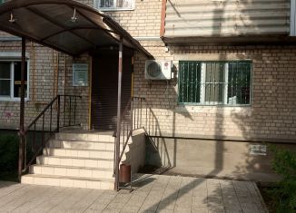 Помещение свободного назначения в аренду, 20 м2, Кропоткин, Красная улица, 151