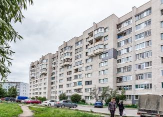 Продажа 2-ком. квартиры, 47.8 м2, Вологда, улица Дзержинского, 17, 6-й микрорайон