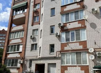 Продам квартиру со свободной планировкой, 98.2 м2, Волгоград, бульвар 30-летия Победы, 17Б