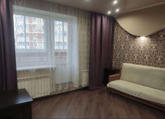 Сдается в аренду 2-ком. квартира, 60 м2, Яхрома, улица Конярова, 7