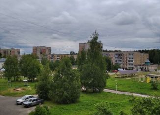 Продается 1-ком. квартира, 38 м2, поселок городского типа Чистые Боры, Центральная улица, 22