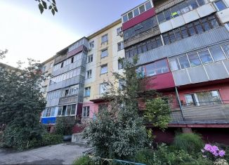 Сдам однокомнатную квартиру, 30 м2, Кемеровская область, Комсомольская улица