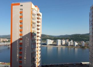 Продается трехкомнатная квартира, 60 м2, Красноярск