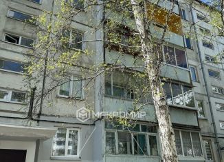 Продам 2-комнатную квартиру, 47 м2, Иркутск, проспект Маршала Жукова, 82