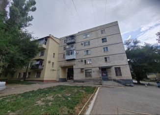 Продаю 3-ком. квартиру, 52 м2, Волгоградская область, улица Дегтярёва, 37