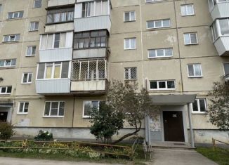 2-ком. квартира на продажу, 43.3 м2, Каменск-Уральский, улица Кирова, 23