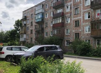 Продается трехкомнатная квартира, 58 м2, Ленинградская область, Гатчинская улица, 2