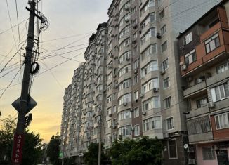 Продажа 5-комнатной квартиры, 245 м2, Дагестан, улица Юсупа Акаева, 25А