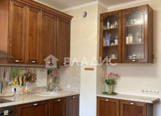 Продам 2-ком. квартиру, 62 м2, Москва, Нижняя Первомайская улица, 2