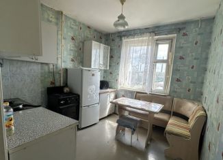 Продажа 1-комнатной квартиры, 32 м2, Чебаркуль, Электростальская улица, 1А