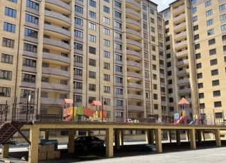 Продажа 3-комнатной квартиры, 115 м2, Черкесск, улица Космонавтов, 43Г