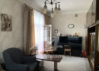 Продам 2-ком. квартиру, 65 м2, Москва, улица Маршала Бирюзова, 41, район Щукино