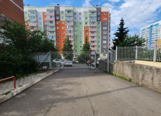 Продается 2-ком. квартира, 60 м2, Красноярск, Центральный район, улица Чернышевского, 67