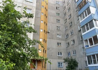 Продам 3-комнатную квартиру, 72.1 м2, Курганская область, 6-й микрорайон, 17