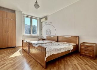 Продажа 2-комнатной квартиры, 71 м2, Волгоградская область, улица Хиросимы, 6