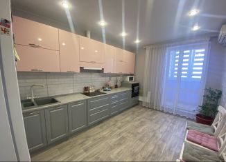 Продажа трехкомнатной квартиры, 103.2 м2, Энгельс, проспект Фридриха Энгельса, 95Б