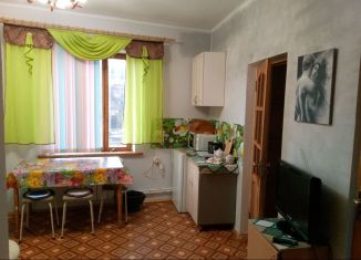 Сдаю дом, 50 м2, Алушта, улица Багликова, 13В