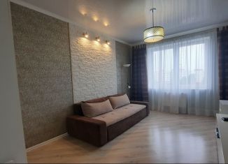 Сдаю в аренду 1-комнатную квартиру, 40 м2, Калининград, улица Аксакова