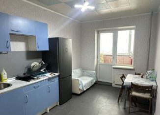 Сдаю 1-ком. квартиру, 60 м2, Троицк, Академическая площадь, 4