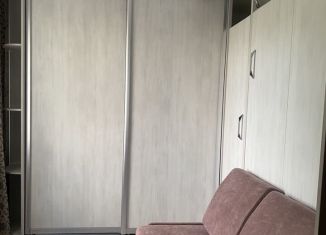 Сдается в аренду 3-ком. квартира, 50 м2, Подольск, улица Ленина, 7