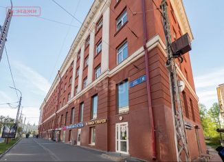 Продам трехкомнатную квартиру, 81.9 м2, Карелия, проспект Ленина, 38