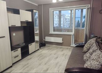 Аренда однокомнатной квартиры, 40 м2, Старый Оскол, микрорайон Солнечный, 7А