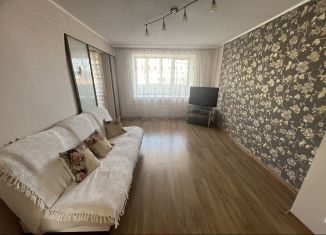 Продам 3-ком. квартиру, 59 м2, Пермский край, улица Ермака, 68