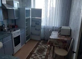 Сдача в аренду четырехкомнатной квартиры, 90 м2, Елабуга, улица Марджани, 12