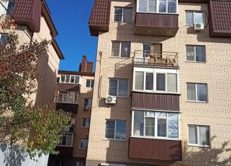 Продажа однокомнатной квартиры, 30 м2, Батайск, улица Ворошилова, 11