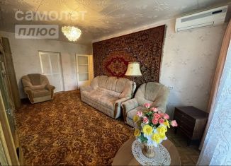 Продается трехкомнатная квартира, 59 м2, Оренбург, проспект Братьев Коростелёвых, 14, Промышленный район