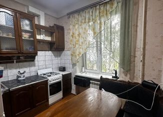 Продается 3-комнатная квартира, 60 м2, Республика Башкортостан, Колхозная улица, 1