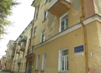 Продается 2-ком. квартира, 54 м2, Омск, улица Малунцева, 21