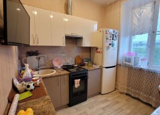 Продаю 3-комнатную квартиру, 77 м2, Железногорск, Школьная улица, 53