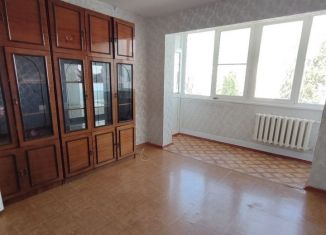 Продам трехкомнатную квартиру, 60 м2, Ростовская область, улица Черникова, 2/31