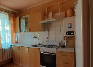 Продам 2-комнатную квартиру, 38 м2, Краснодарский край, Октябрьская улица, 40