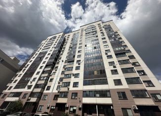 Продажа 2-комнатной квартиры, 70.4 м2, Челябинская область, Российская улица, 269