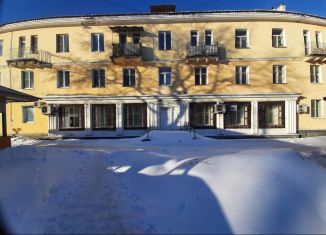 Продаю торговую площадь, 368.4 м2, Волхов, улица Профсоюзов, 4