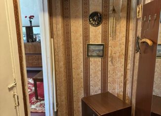 Аренда двухкомнатной квартиры, 42 м2, Псков, Рижский проспект, 62