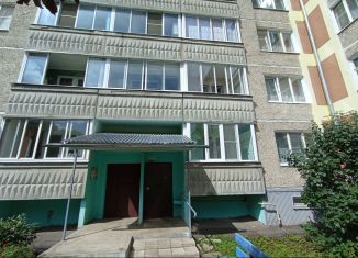 Продажа двухкомнатной квартиры, 54.3 м2, Юрьев-Польский, улица Революции, 9