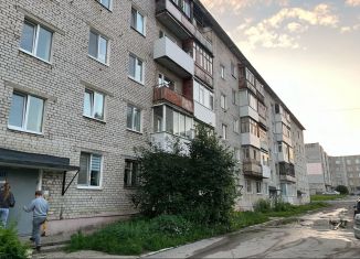 Продам 3-ком. квартиру, 57.5 м2, Пермский край, улица Черняховского, 55