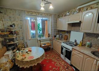 Продажа 2-ком. квартиры, 54 м2, Озёры, 1-й микрорайон, 19