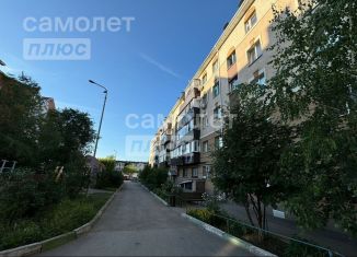 Продается 4-комнатная квартира, 72.1 м2, Татарстан, улица Ризы Фахретдина, 34