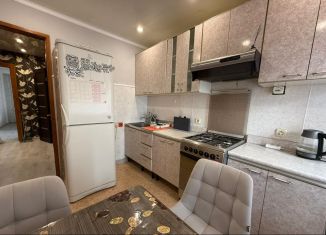 Сдам в аренду 2-ком. квартиру, 45 м2, Республика Башкортостан, проспект Октября, 8