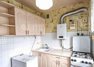 3-ком. квартира на продажу, 57.5 м2, Канаш, микрорайон Восточный, 10