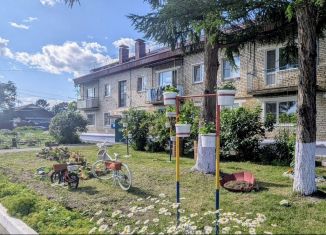 Продаю трехкомнатную квартиру, 54 м2, село Птичник, Гаражный переулок, 4