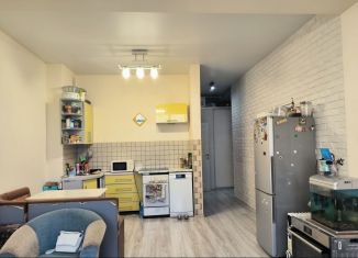 Продаю 2-ком. квартиру, 52 м2, Шелехов, микрорайон Центральный, 7